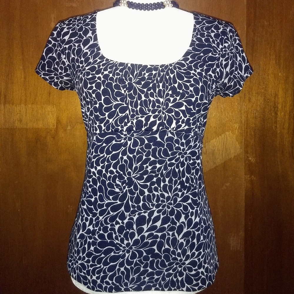 Ann Taylor rounded square neck classic top